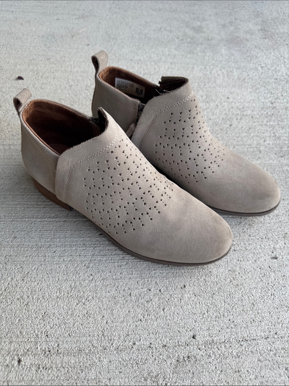 Toms Tan Deia Ankle Booties